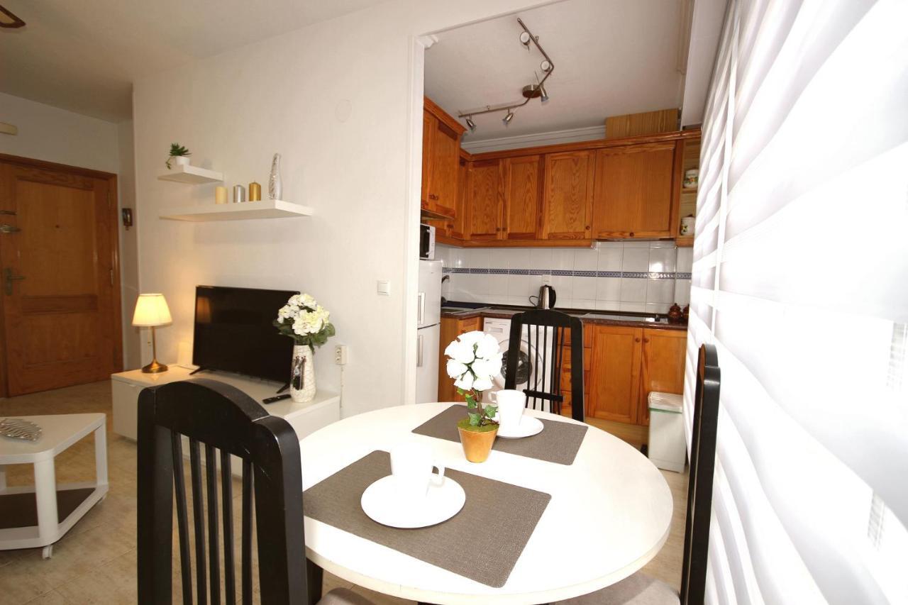 Del Cura Beach Apartment Torrevieja Bagian luar foto