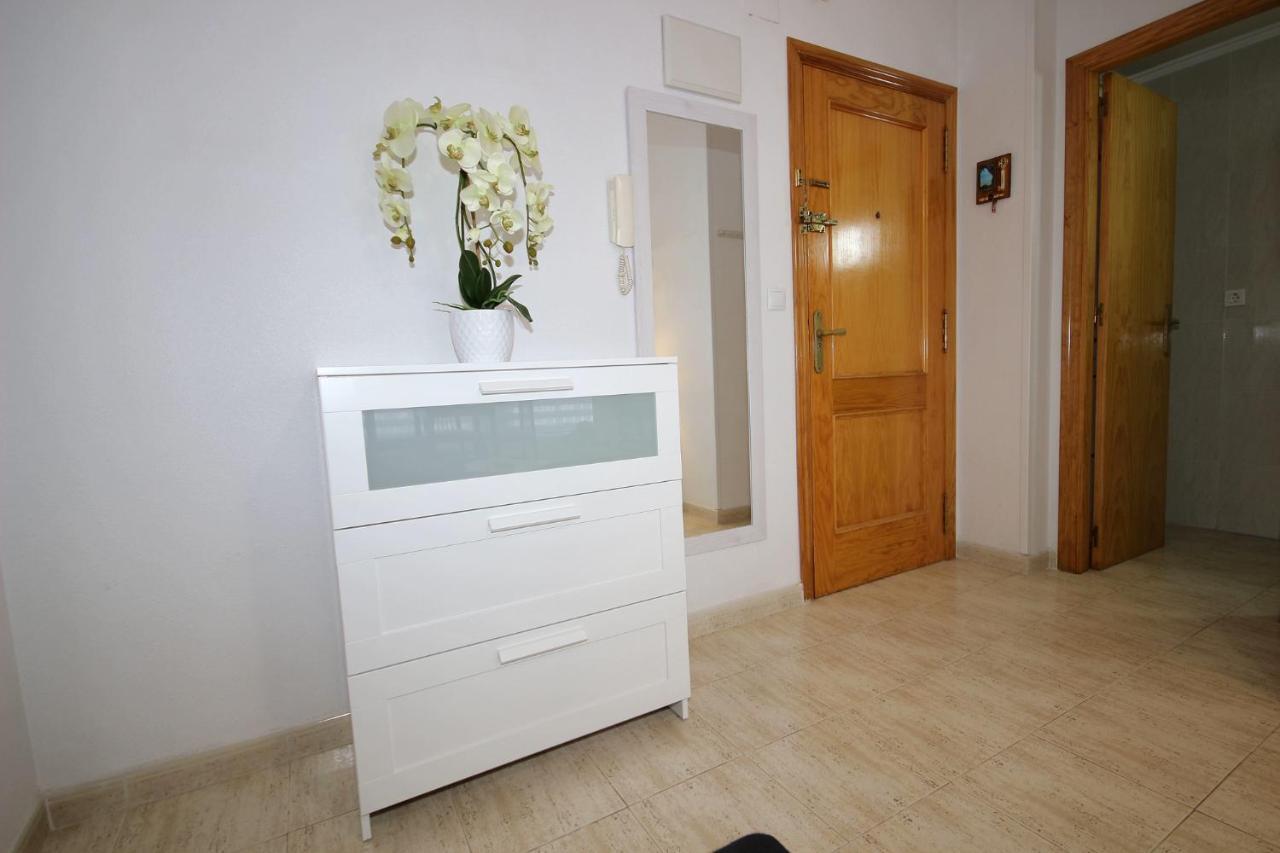 Del Cura Beach Apartment Torrevieja Bagian luar foto